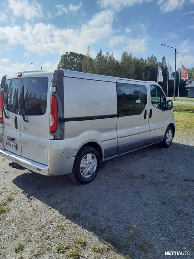 Nissan Primastar 2010, photo 4/10