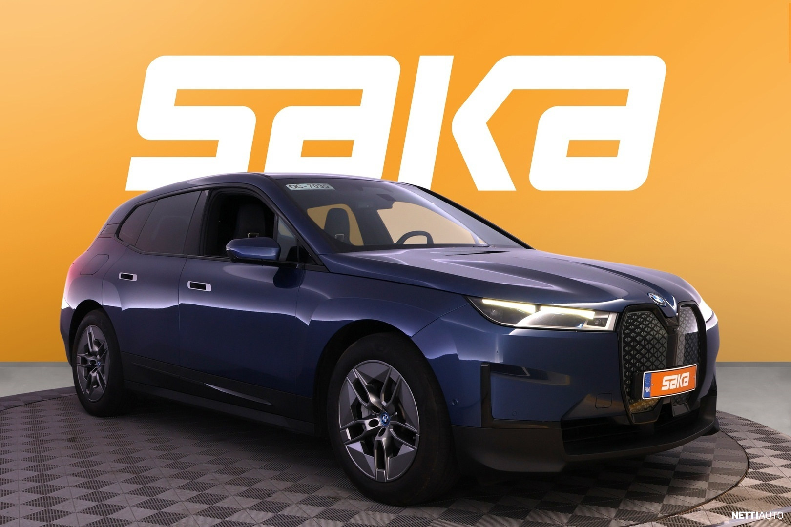 BMW iX