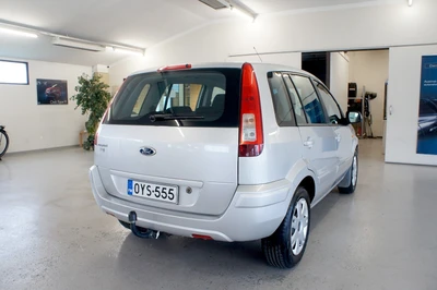 Ford Fusion 1,4 80hv Limited M5 5-ovinen 2011, photo 6/19
