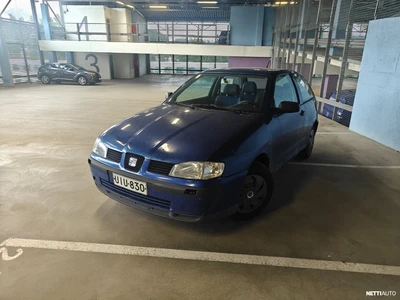 Seat Ibiza 2001, photo 2/9