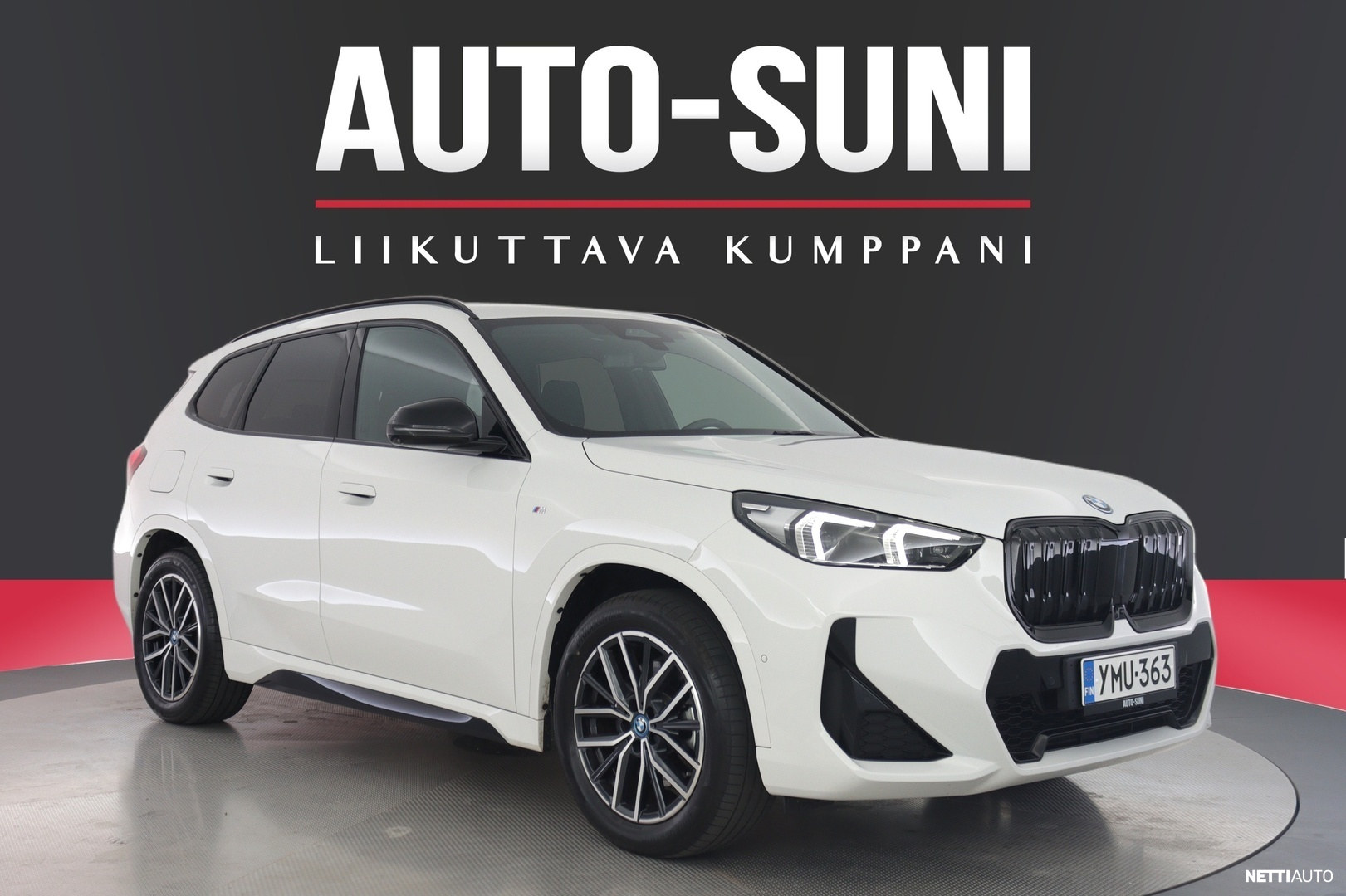 BMW iX1