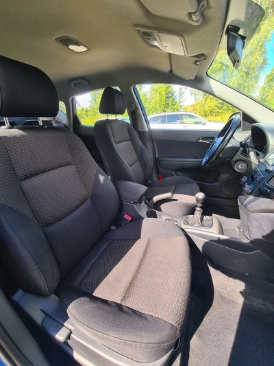 Hyundai i30 I30 1,6 Crdi 2009, kuva 7/10