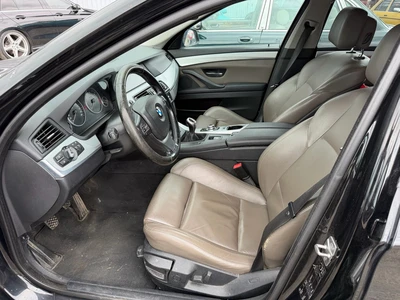 BMW 520 F11 Touring 2011, photo 7/12