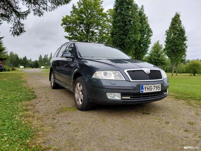 Skoda Octavia Combi 1,9 TDI 4X4 Elegance 2008, kuva 3/9