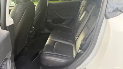 Tesla Model Y Long Range 2021, kuva 7/15