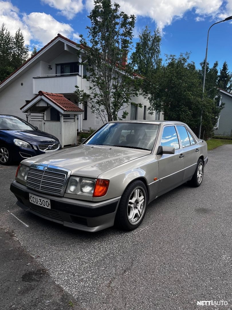 Mercedes-Benz E
