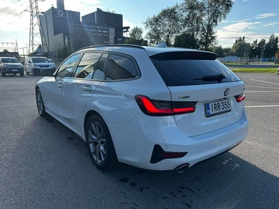 BMW 330 2021, kuva 2/10