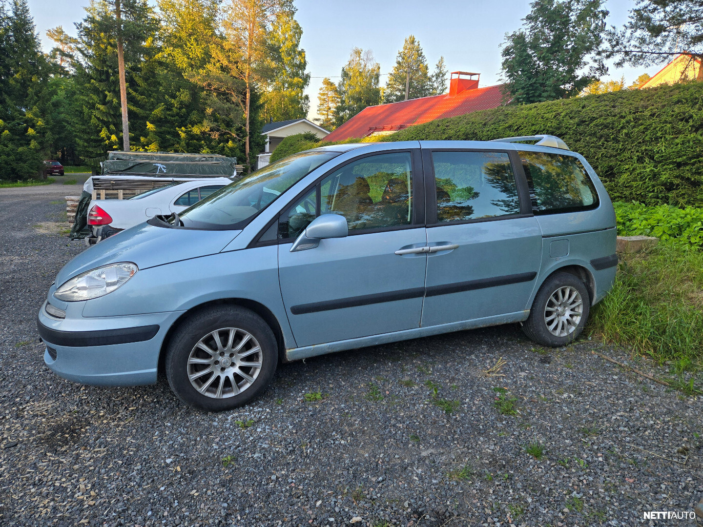 Peugeot 807