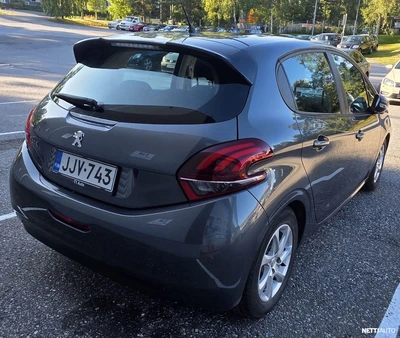 Peugeot 208 2015, photo 7/23
