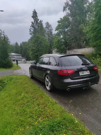 Audi A4 2012, kuva 6/6