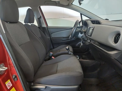 Toyota Yaris 1,33 Dual VVT-i Active 5ov 2014, photo 3/10