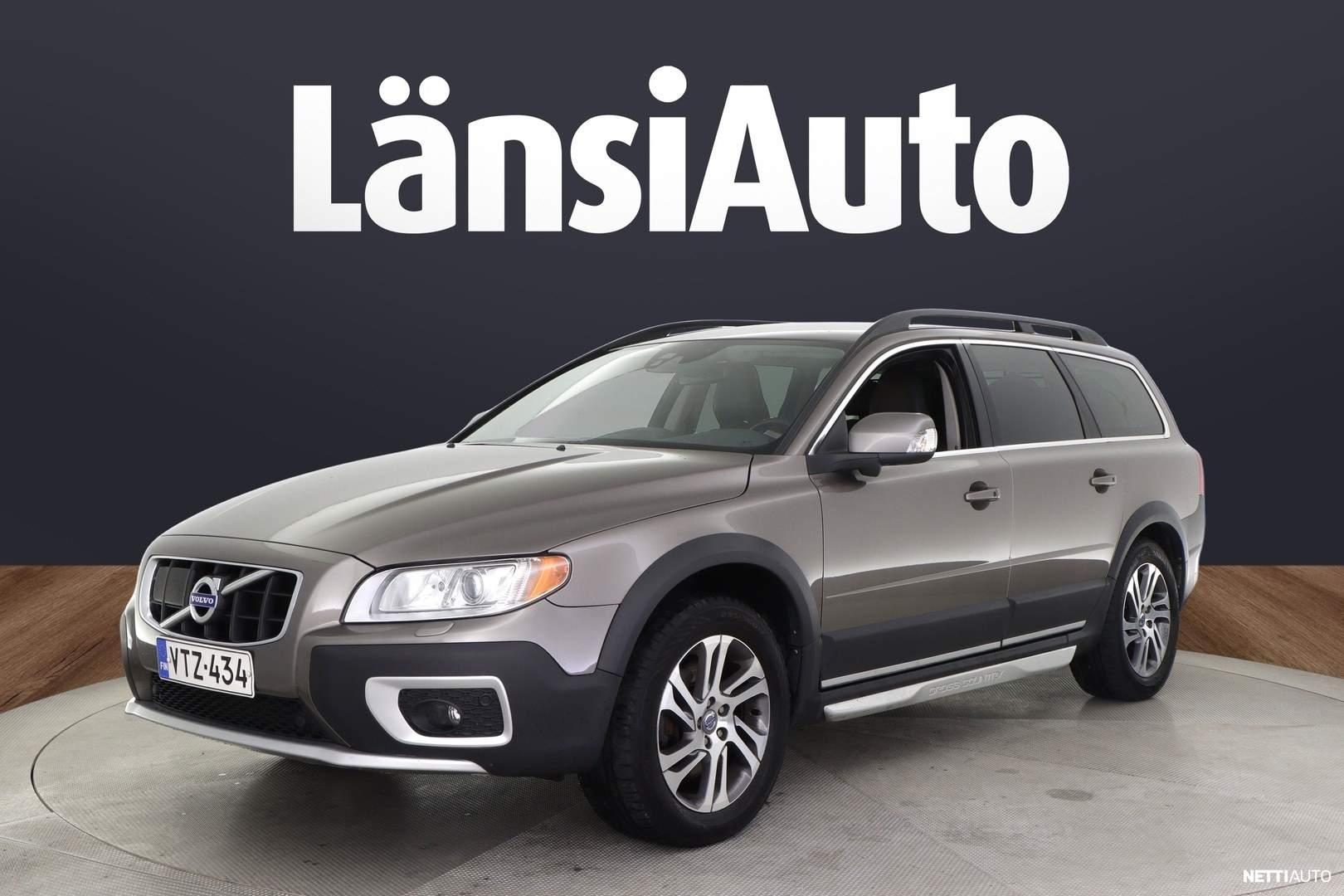 Volvo XC70