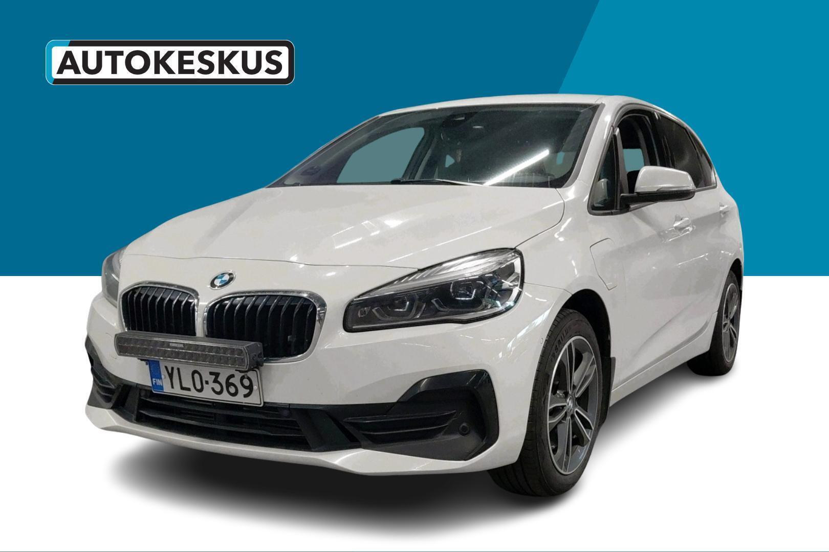 BMW 225
