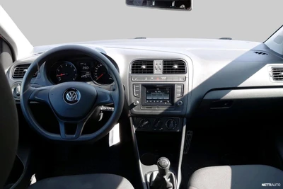 Volkswagen Polo 2015, kuva 3/5