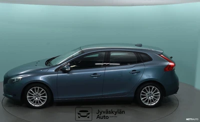 Volvo V40 T2 Business 2013, photo 2/22