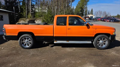 Dodge Ram 2500 V 10 6 Henkilön Kevytka 1996, photo 3/20