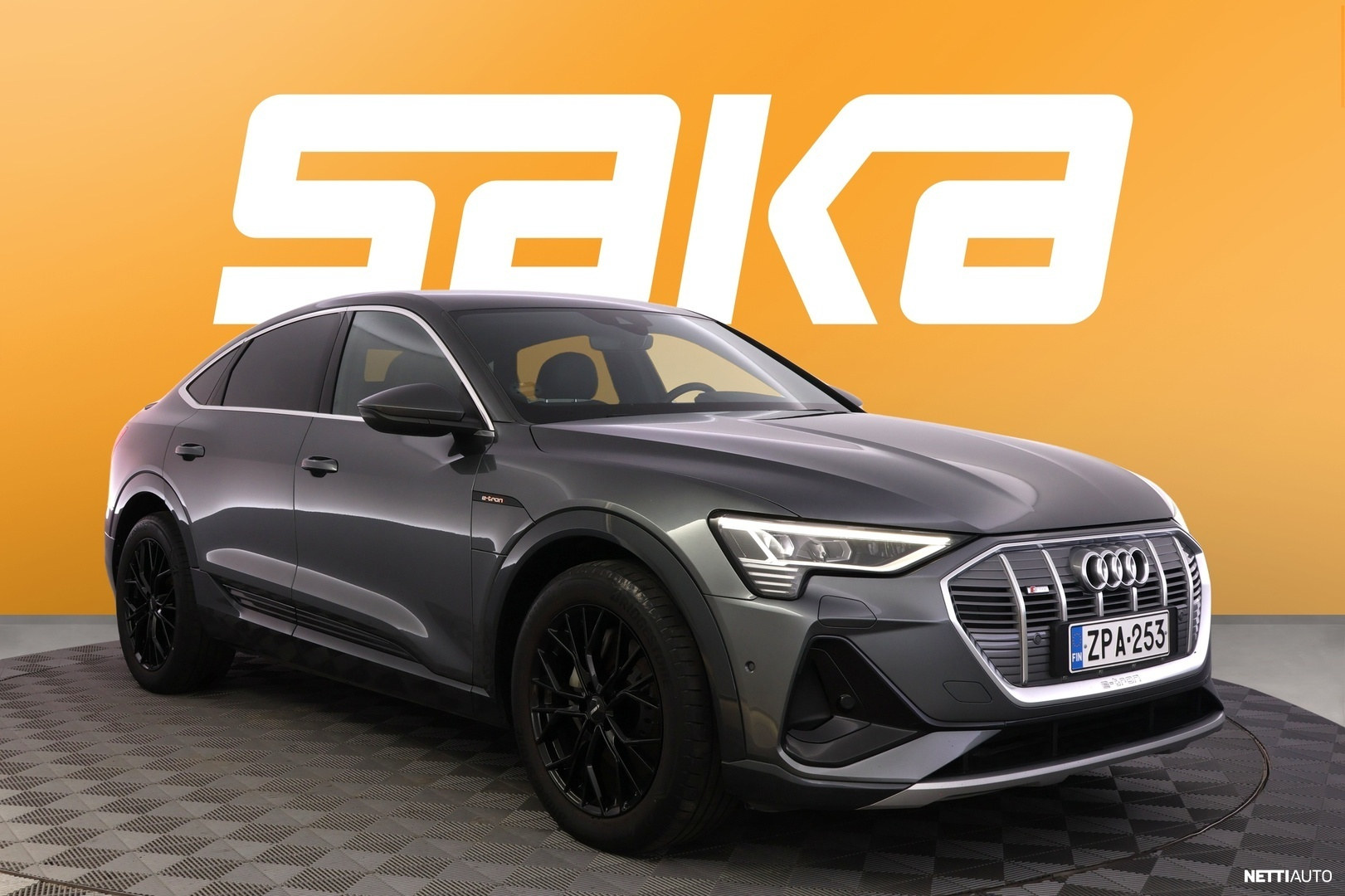 Audi e-tron