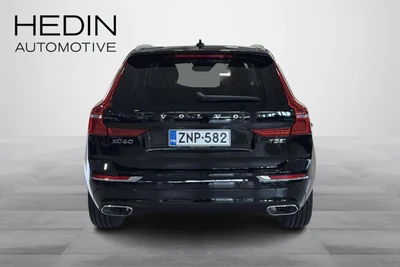 Volvo XC60 2018, photo 4/31