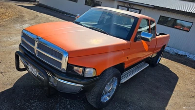 Dodge Ram 2500 V 10 6 Henkilön Kevytka 1996, photo 6/20
