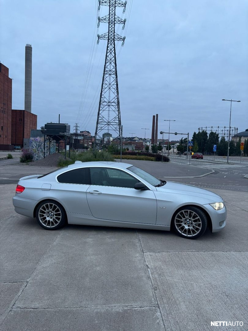 BMW 335 2007, photo 2/11