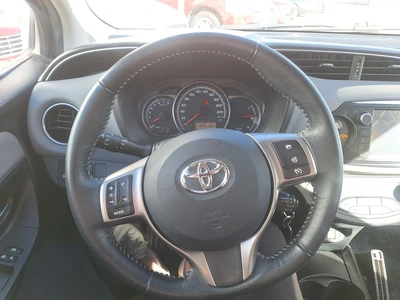 Toyota Yaris 1,33 Dual VVT-i Active 5ov 2015, kuva 7/8