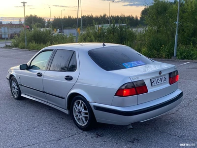Saab 9-5 2.3t aero 2001, kuva 4/11