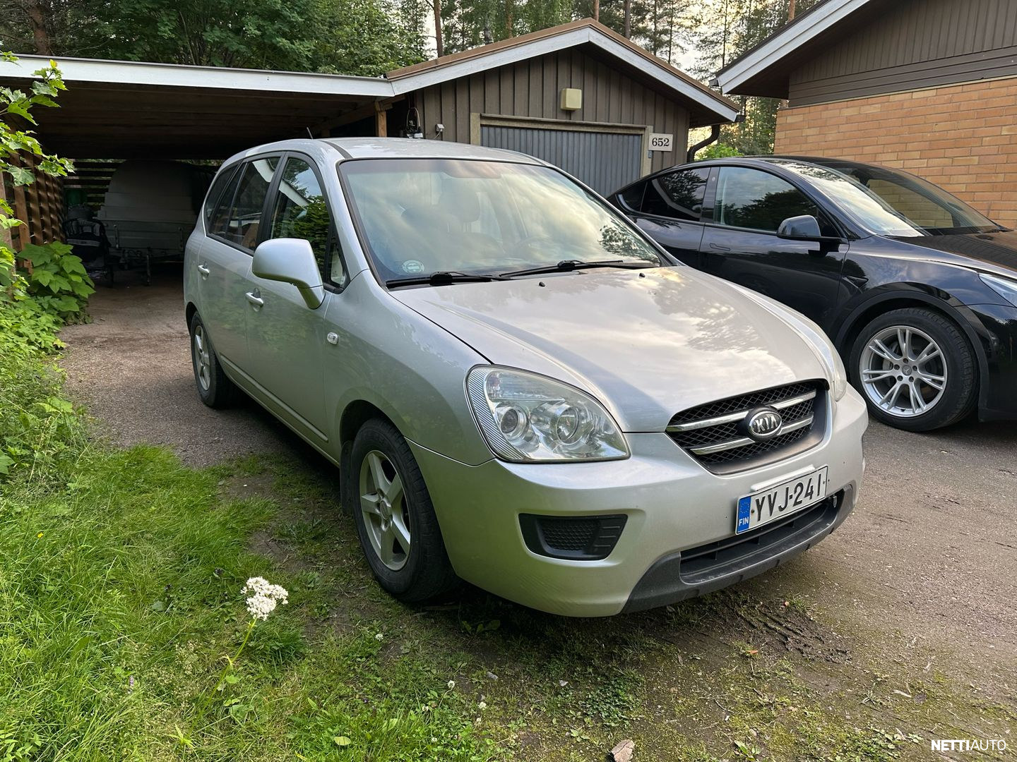Kia Carens