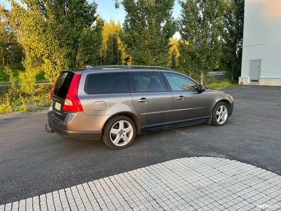 Volvo V70 2,0D Kinetic Business 2008, kuva 7/10