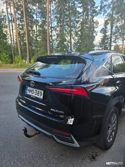 Lexus NX 300h AWD Comfort 2018, photo 3/15