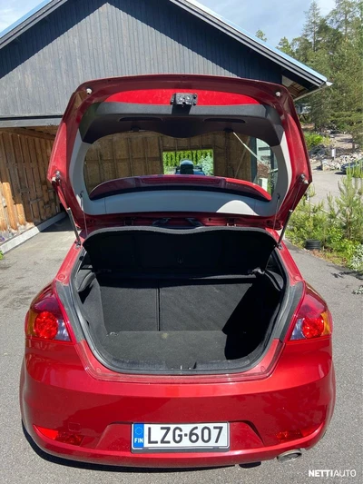 Kia Ceed 1,6 CRDi ISG EX 3D EcoDynamics 2010, photo 3/15