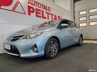Toyota Auris 2014, kuva 1/26