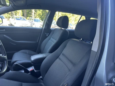 Toyota Avensis 2008, photo 4/10