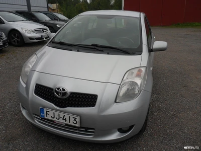 Toyota Yaris 2009, kuva 2/12