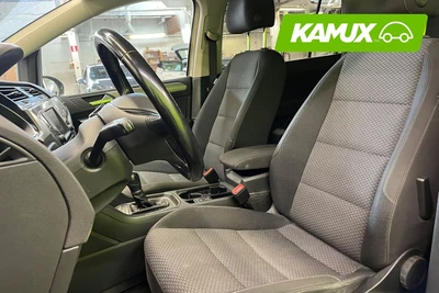 Volkswagen Touran 2016, kuva 6/8