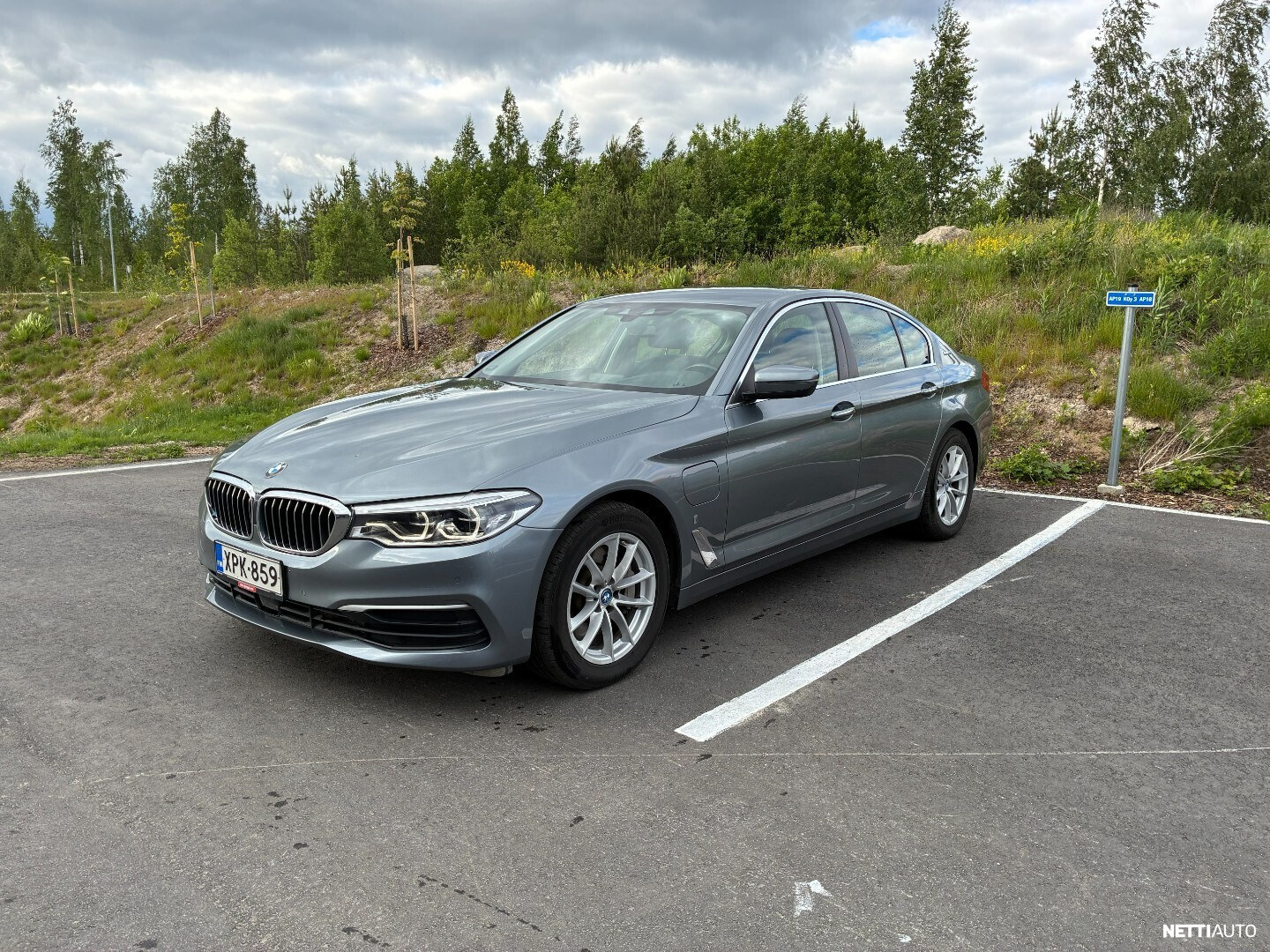 BMW 530