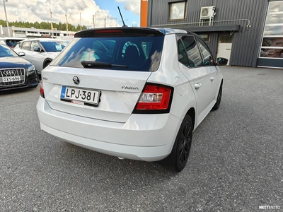 Skoda Fabia 1,0 TSI 95 Dynamic Style 2018, kuva 4/7