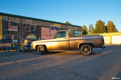 Chevrolet C10 Pickup Silverado 1982, photo 6/10
