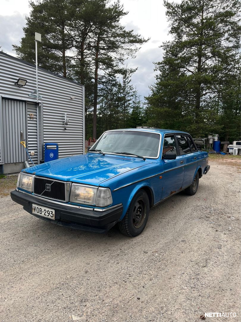 Volvo 240