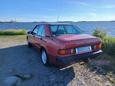 Mercedes-Benz 190 1991, kuva 5/24