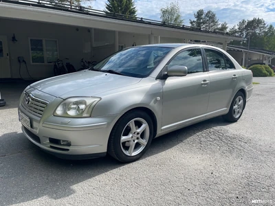 Toyota Avensis Linea Sol 2004, kuva 2/15