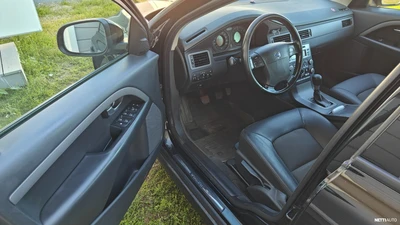 Volvo V70 2,0D Kinetic 2009, kuva 7/10