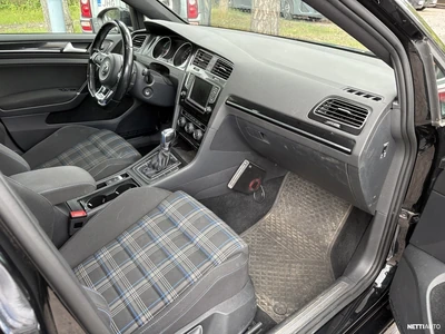 Volkswagen Golf 2017, photo 7/7