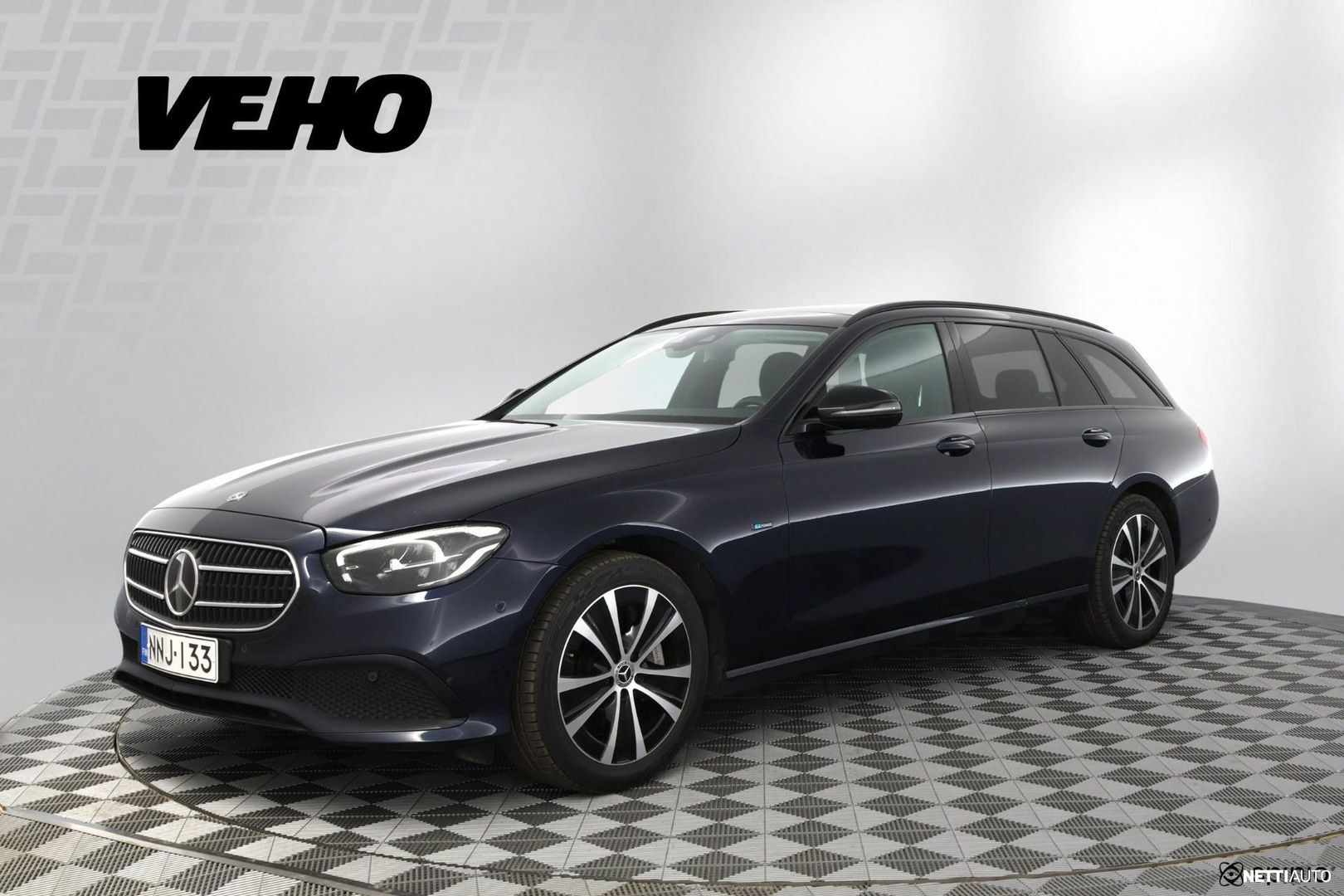 Mercedes-Benz E
