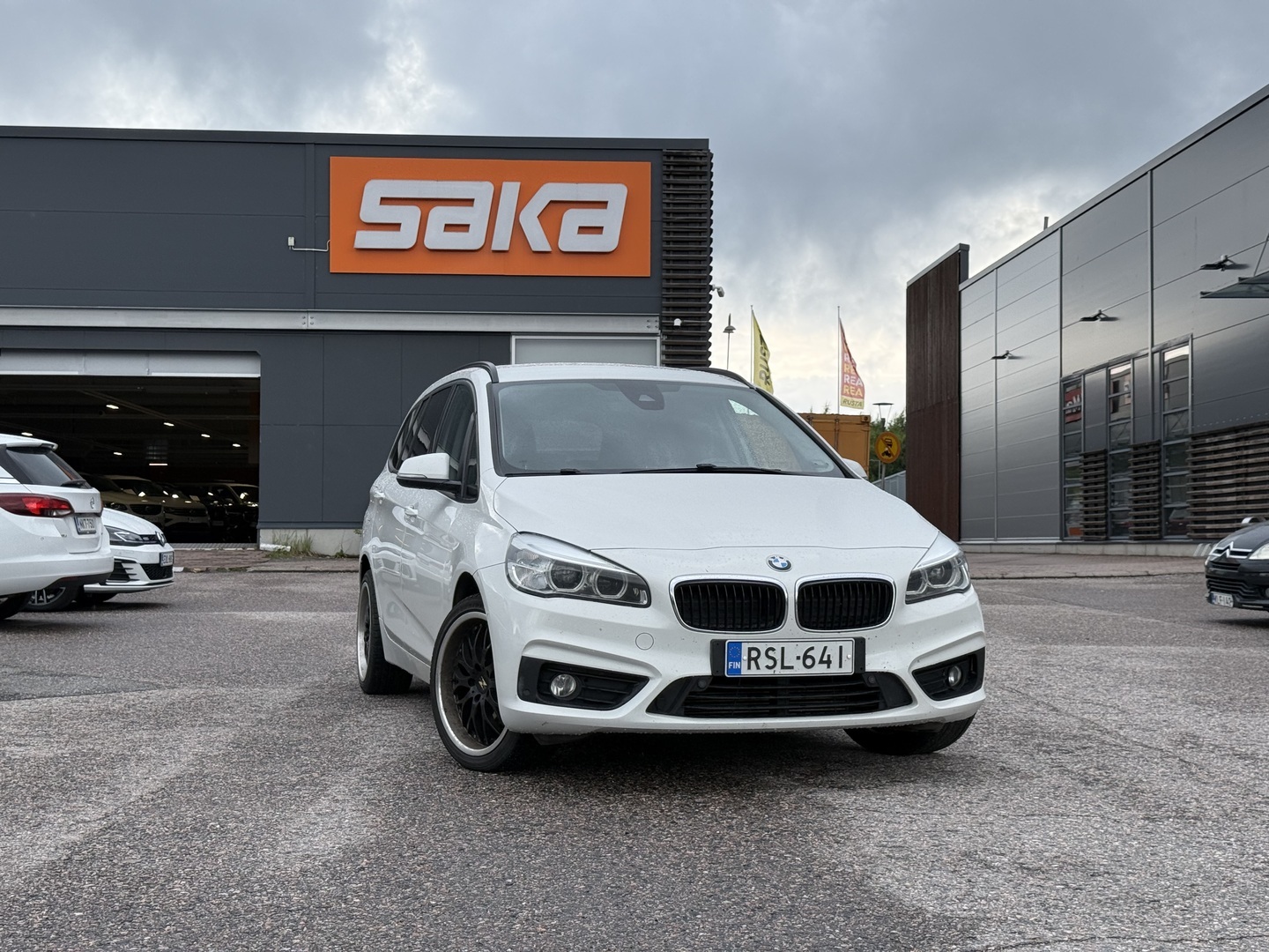 BMW 216