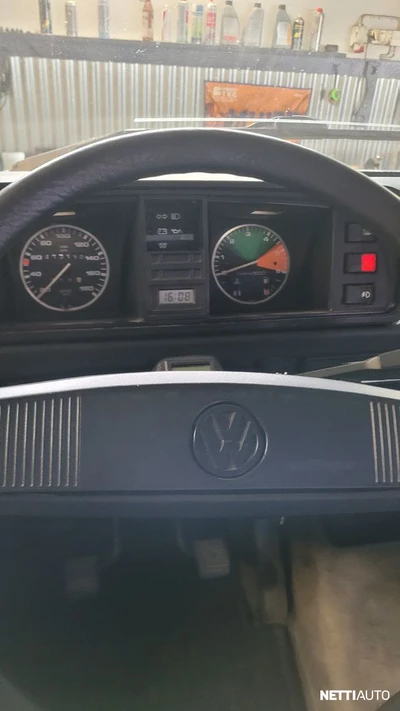 Volkswagen Transporter Caravelle 1991, photo 5/7