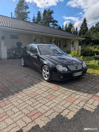 Mercedes-Benz C 2006, photo 1/11