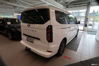Ford Tourneo Custom 2025, photo 5/18