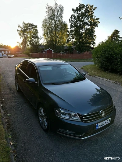 Volkswagen Passat 2011, photo 5/9