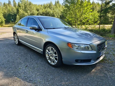 Volvo S80 4.4 V8 Awd Executive,aut 2007, kuva 2/21