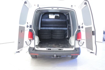 Volkswagen Transporter 2020, photo 6/13
